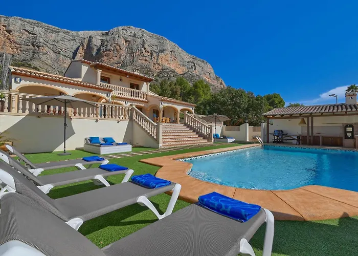 Altar By Aguilarent Villa